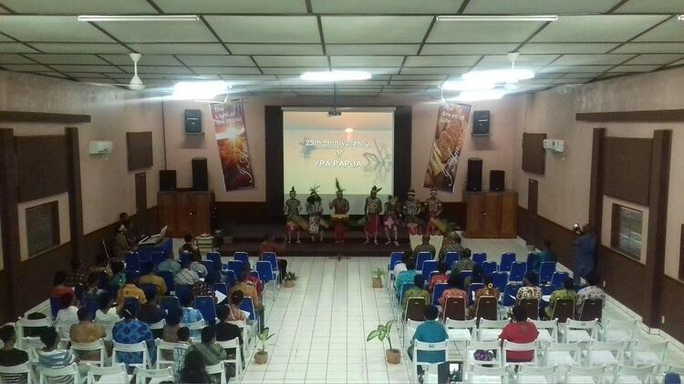 Gedung MPR03